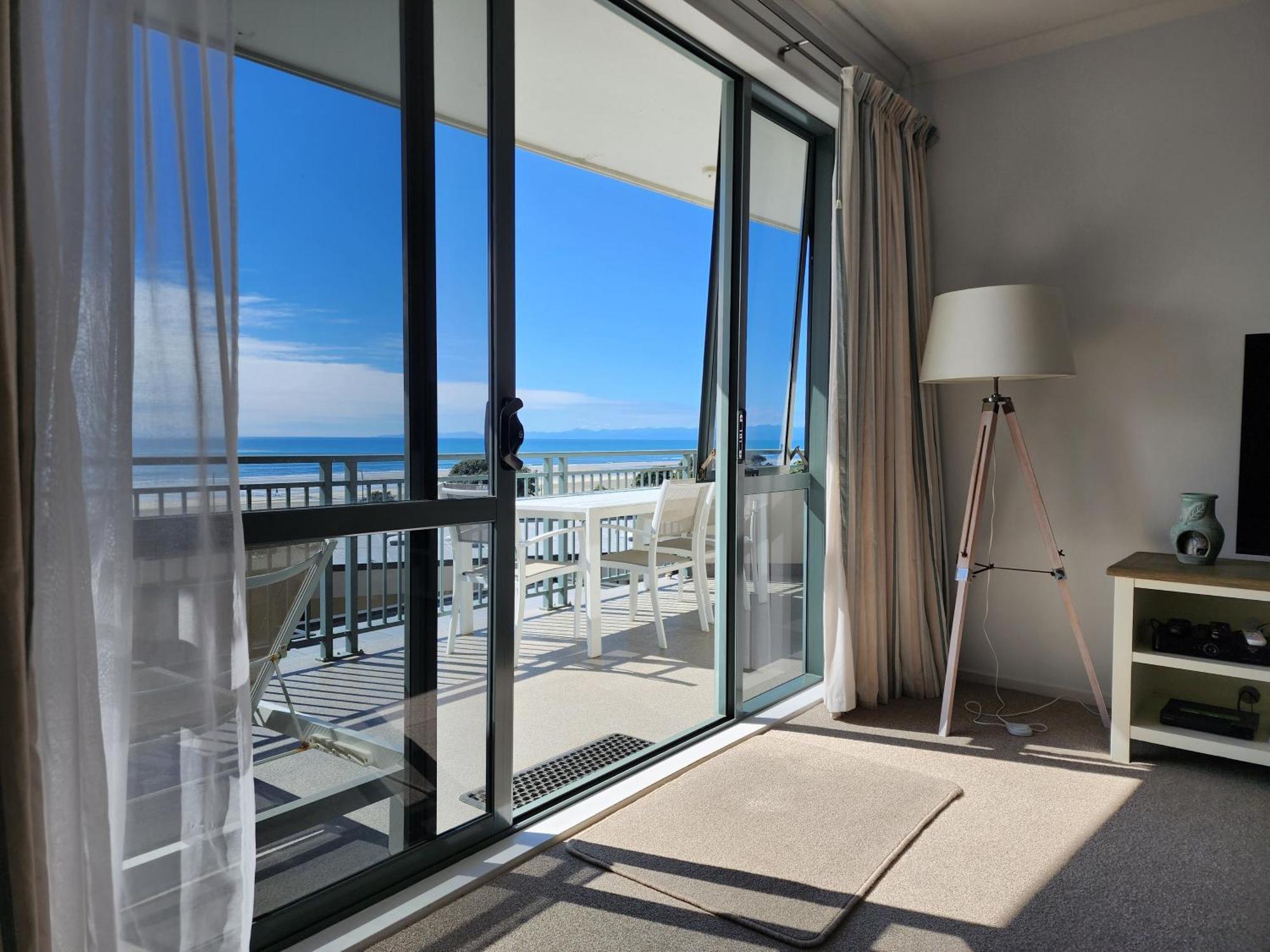 Beachpoint Apartments Ohope Exterior photo